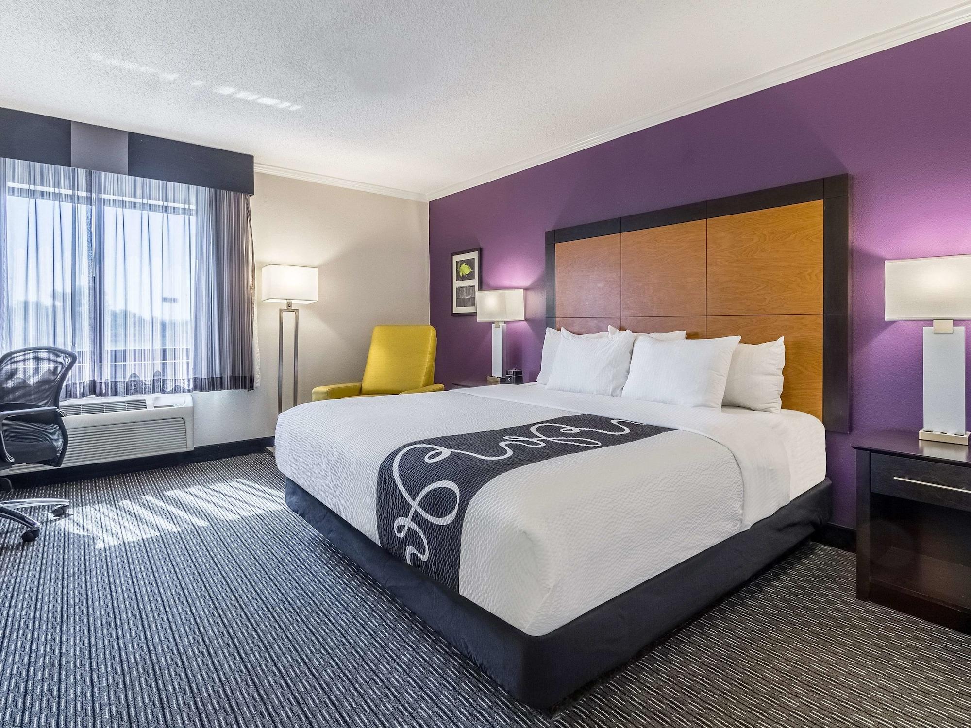 Hotel La Quinta By Wyndham Cleveland - Airport North Exteriér fotografie